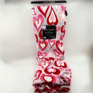 Betsey Johnson Full Queen Groovy Hearts Plush Blanket Ultra Soft Cozy Throw